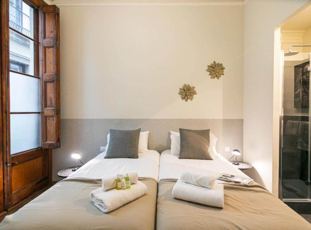 Avinyó- New Listing -Spacious Loft in the Gothic Quarter! Barcelona Exterior foto