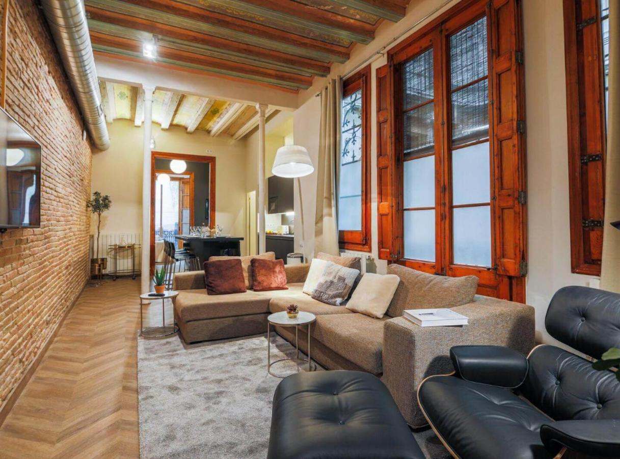 Avinyó- New Listing -Spacious Loft in the Gothic Quarter! Barcelona Exterior foto